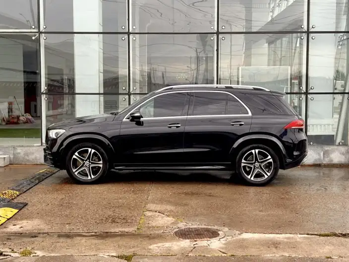 Mercedes-Benz GLE Imported 2023 Model GLE 350 4MATIC Fashion Model – фото 4