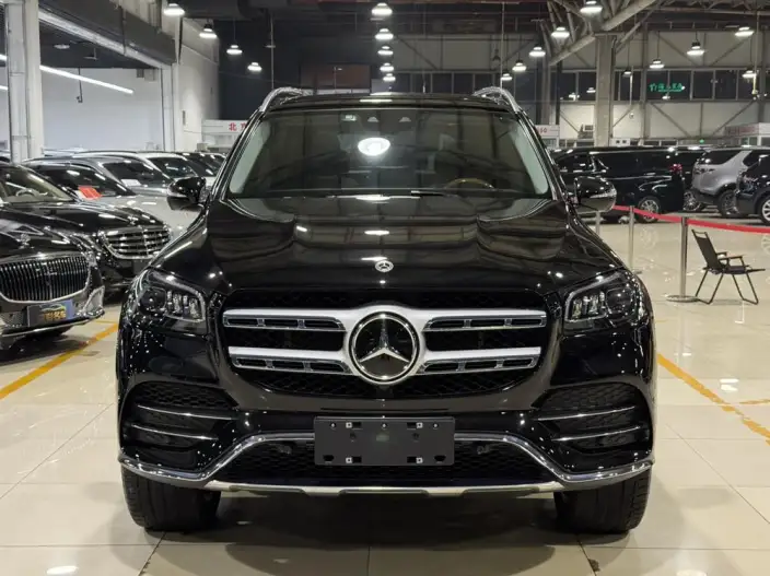 Mercedes-Benz GLS 2023 Model Facelift GLS 450 4MATIC Luxury Model – фото 2