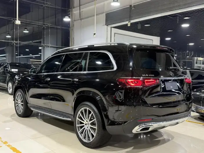 Mercedes-Benz GLS 2023 Model Facelift GLS 450 4MATIC Luxury Model – фото 4