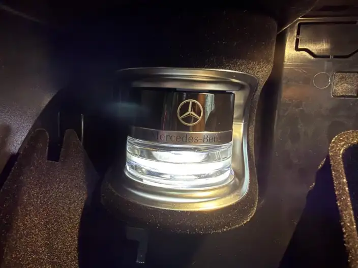 Mercedes-Benz GLS 2023 Model Facelift GLS 450 4MATIC Luxury Model – фото 7