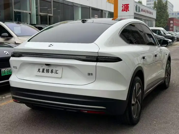 NIO EC6 2024 Model 75kWh – фото 3