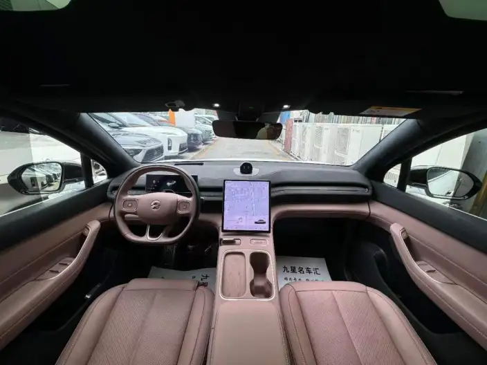 NIO EC6 2024 Model 75kWh – фото 6