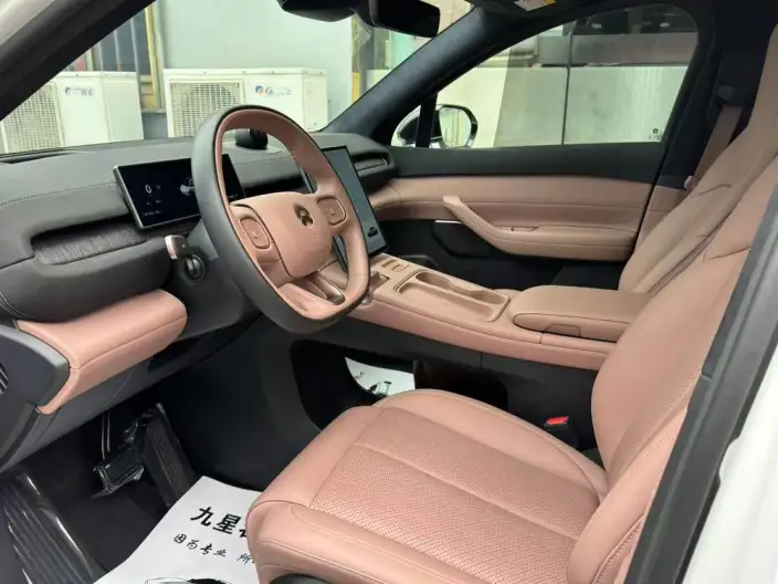 NIO EC6 2024 Model 75kWh – фото 7