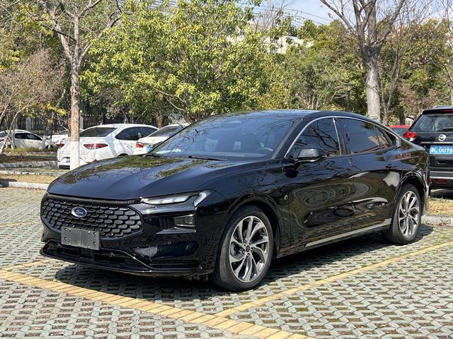 Ford Mondeo 2022 Facelift EcoBoost 245 Flagship – фото 1