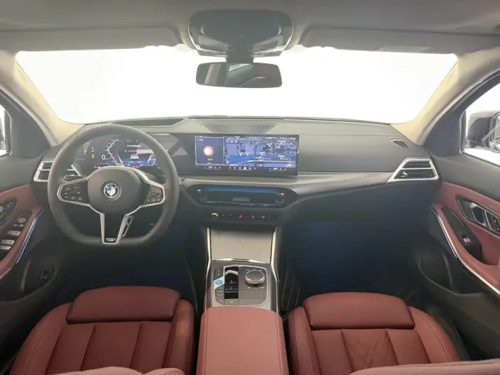 BMW i3 2026 Model eDrive40L Night Set – фото 9