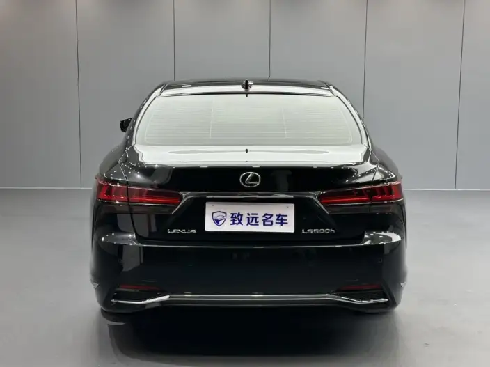 Lexus LS 2024 Model 500h Executive Edition – фото 5