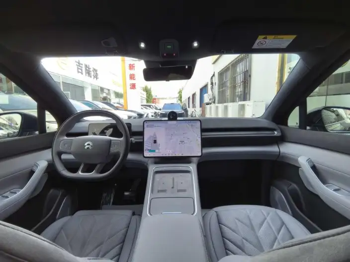 NIO EC6 2025 Model 100kWh – фото 7