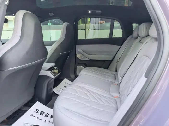 NIO EC6 2025 Model 100kWh – фото 9