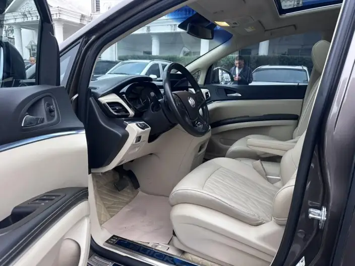 Buick GL8 2023 Model Business class 2.0T Luxury Model – фото 8
