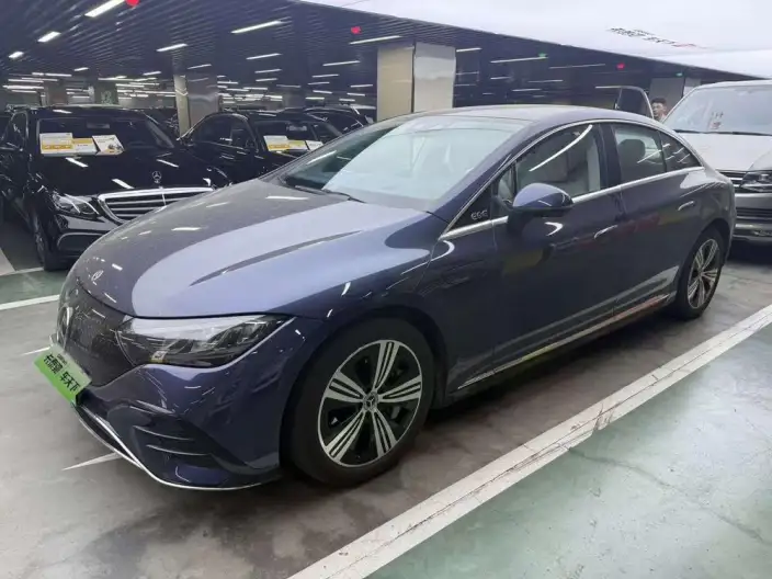 Mercedes-Benz EQE 2025 Model EQE 500 4MATIC Deluxe Edition – фото 1