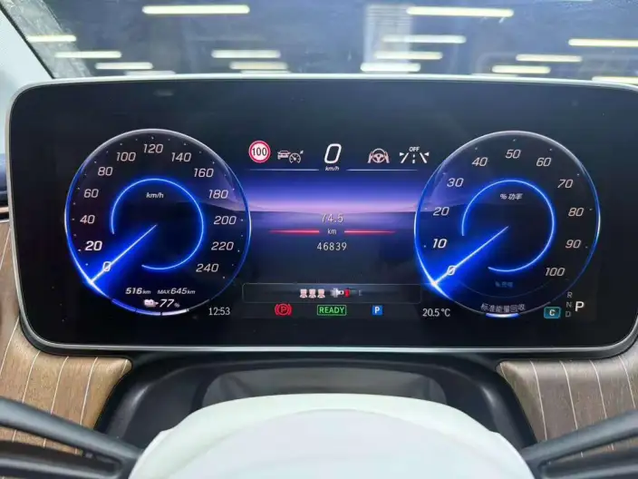 Mercedes-Benz EQE 2025 Model EQE 500 4MATIC Deluxe Edition – фото 8