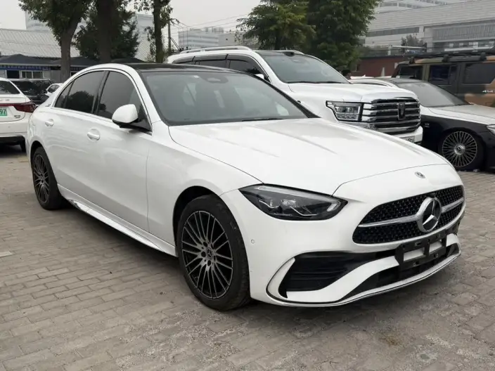 Mercedes-Benz C-Class 2025 Model C 260 L Sports Edition – фото 2