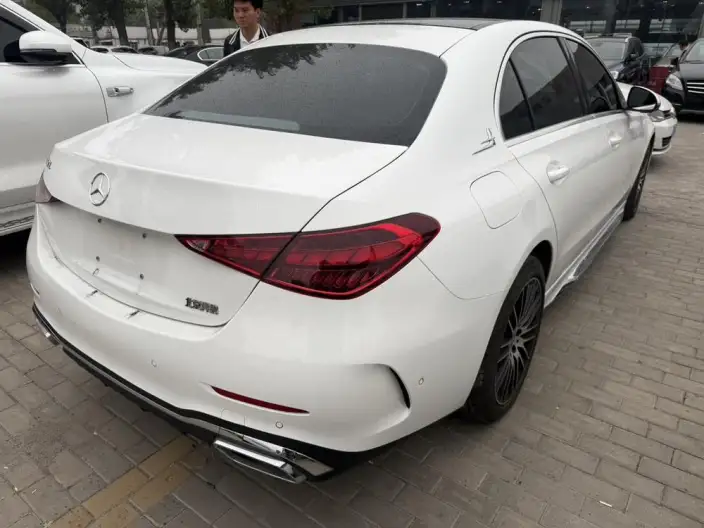 Mercedes-Benz C-Class 2025 Model C 260 L Sports Edition – фото 4