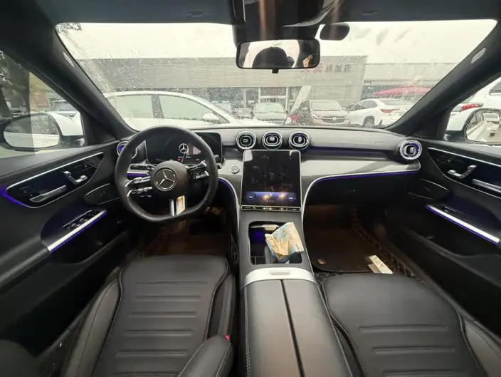 Mercedes-Benz C-Class 2025 Model C 260 L Sports Edition – фото 9