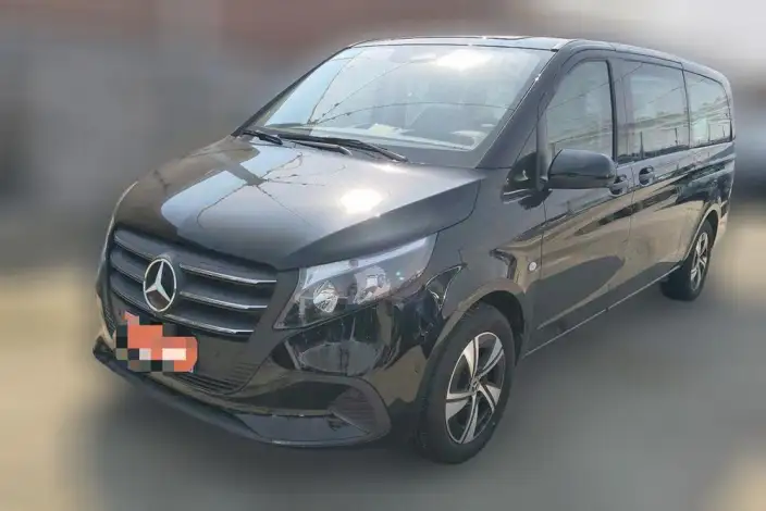 Viano 2024 Model 2.0T Business Edition 7 seat – фото 1