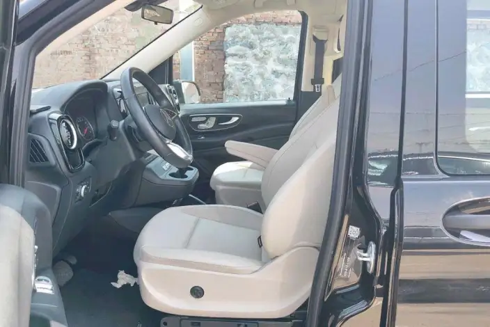 Viano 2024 Model 2.0T Business Edition 7 seat – фото 6