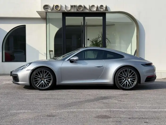PORSCHE 911 2023 Model Carrera 3.0T – фото 4