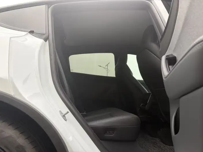 Model Y 2026 Model Long Battery Life Pro Rear-wheel drive version – фото 9