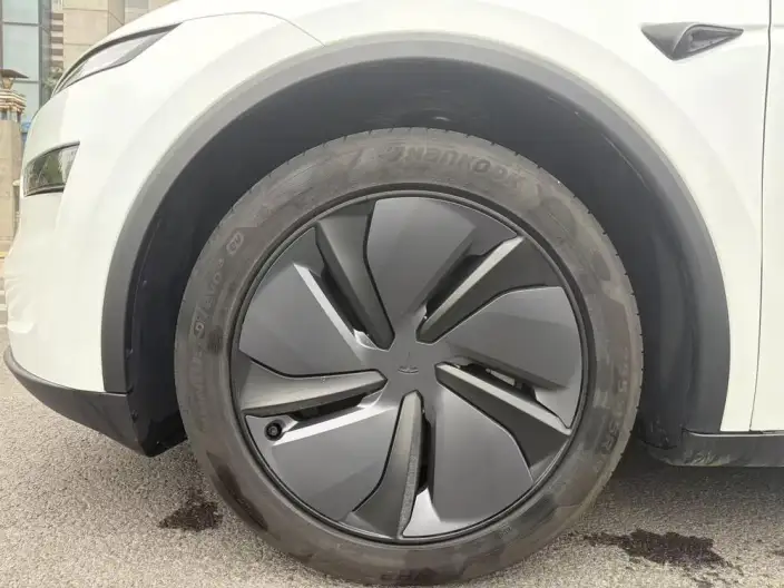 Model Y 2026 Model Long Battery Life Pro Rear-wheel drive version – фото 10