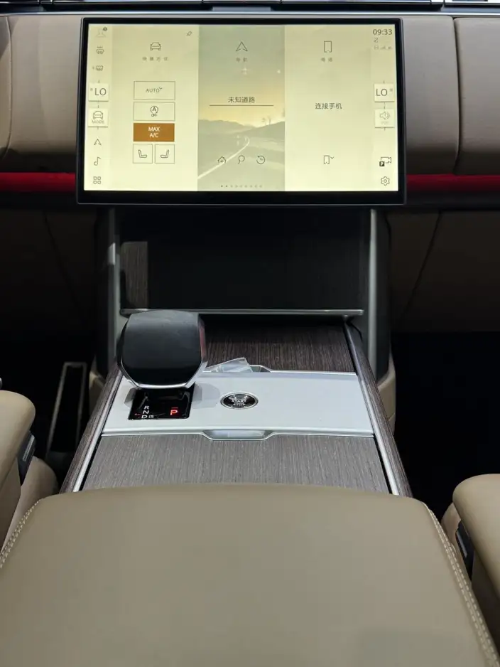 Range Rover 2025 Model 3.0 L6 400PS Shengshi Extended Edition – фото 8