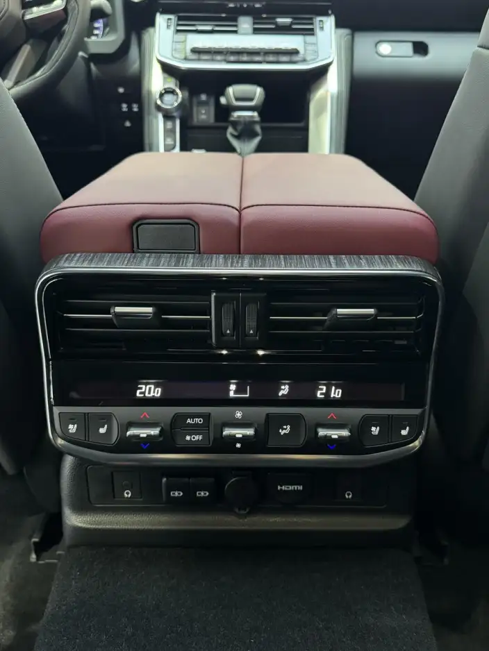 Land Cruiser (import 2026 Model 3.5T Automatic 4WD 7 seat Parallel Imported – фото 8