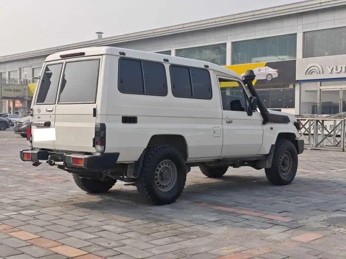 Rand Coolouse 70 2022 Model 4.0L Manual 4WD 5 seat Parallel Imported – фото 6