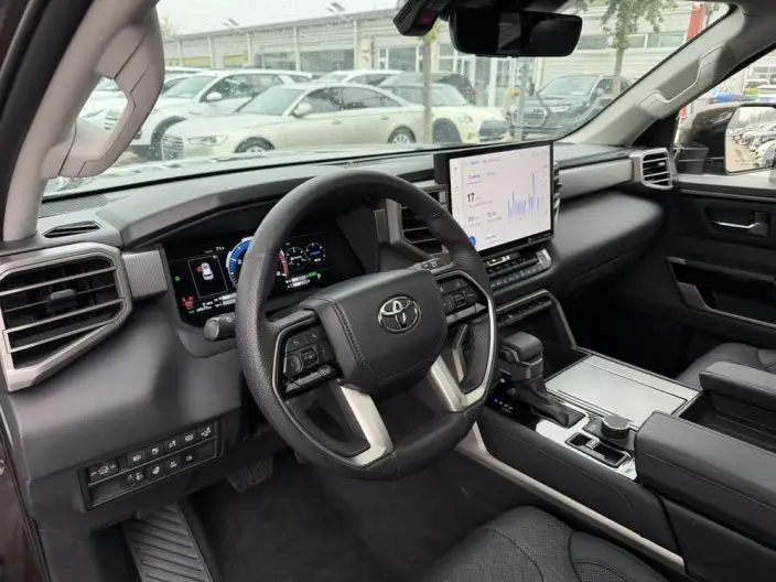 Sequoia 2023 Model 3.5T Automatic 4WD 7 seat Parallel Imported – фото 8