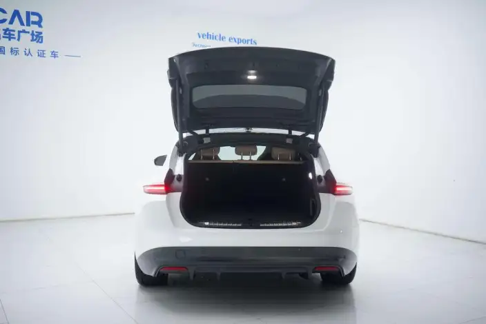 NIO ET5T 2024 Model 75kWh – фото 9