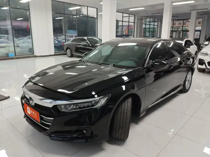 Honda Accord 2022 Model 260TURBO Deluxe Edition – фото 1