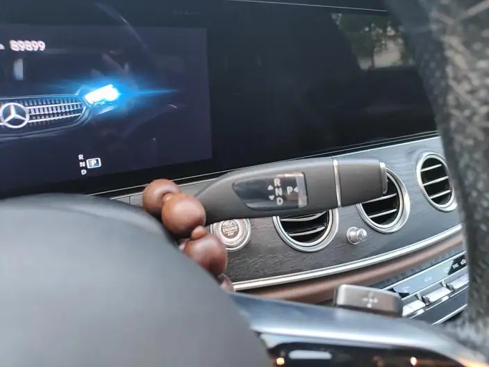 Mercedes-Benz E-Class 2022 Model E 300 L Luxury Model Sports sedan – фото 9