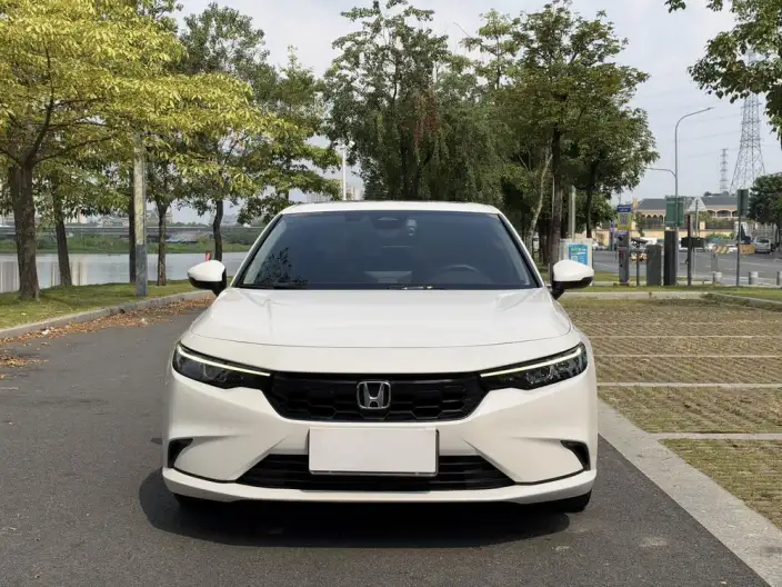 Model Ge 2022 Model 240TURBO CVT Technology Edition – фото 2