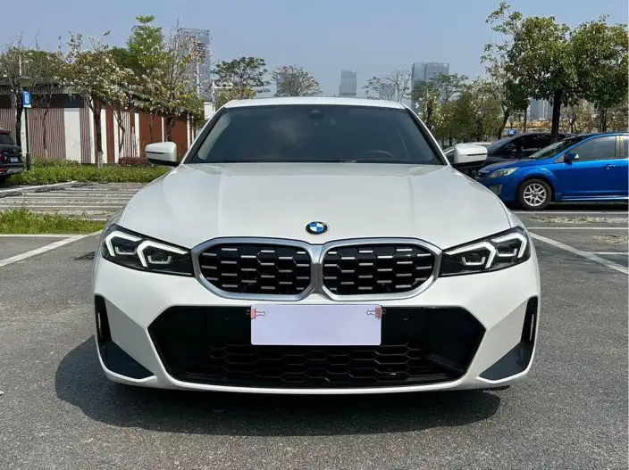 BMW 3 Series 2023 Model 325Li M Sports Set – фото 2