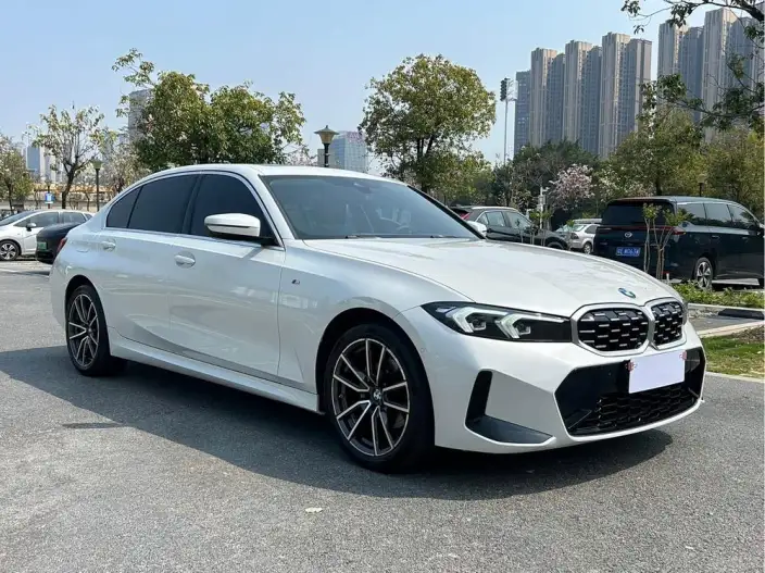 BMW 3 Series 2023 Model 325Li M Sports Set – фото 3