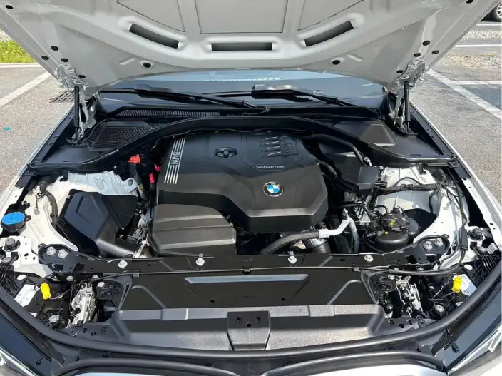 BMW 3 Series 2023 Model 325Li M Sports Set – фото 9