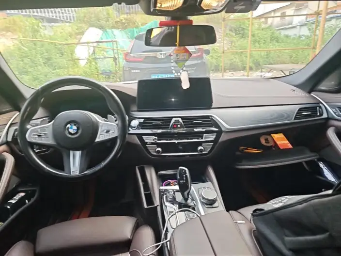 BMW 5 Series 2023 Model 530Li Exclusive Model M Sports Set – фото 5