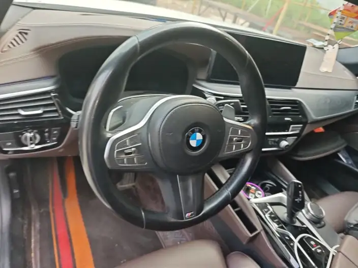 BMW 5 Series 2023 Model 530Li Exclusive Model M Sports Set – фото 7