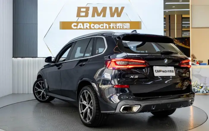 BMW X5 2022 Model Facelift xDrive 40Li M Sports Set – фото 4