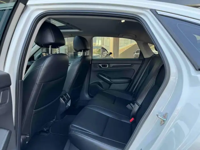 Model Ge 2025 Model 240TURBO CVT Technology Edition – фото 9