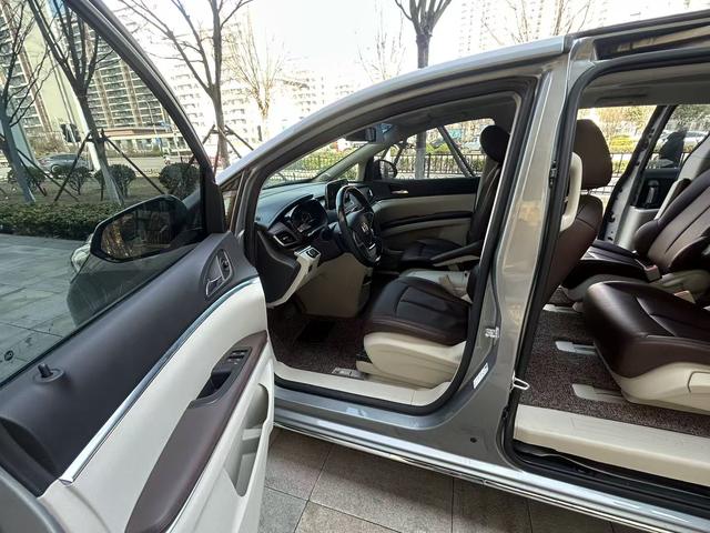 Buick GL8 2022 Facelift Land Business 2.0T Smart Enjoy – фото 10