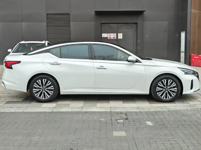 Nissan Teana 2022 Model 2.0L XL-TLS Yuexiang Edition – фото 8