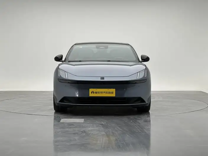 **Lynk & Co Z10** 2024 Model 95kWh 766km Rear Drive Max – фото 2