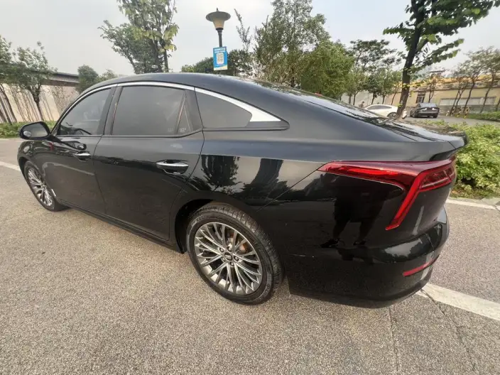 BESTUNE B70 2023 Model Third generation 1.5T Automatic Enjoy Edition Model 70th Anniversary Memorial Edition