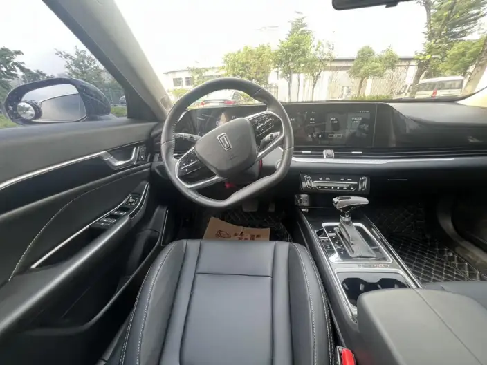 BESTUNE B70 2023 Model Third generation 1.5T Automatic Enjoy Edition Model 70th Anniversary Memorial Edition – фото 8