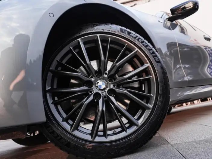 BMW 3 Series 2023 Model 330Li M Sports Night Set – фото 8