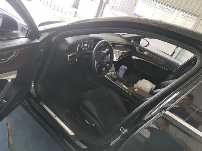 Audi A6L 2023 Model Facelift 55 TFSI quattro Exclusive Dynamic Model – фото 6
