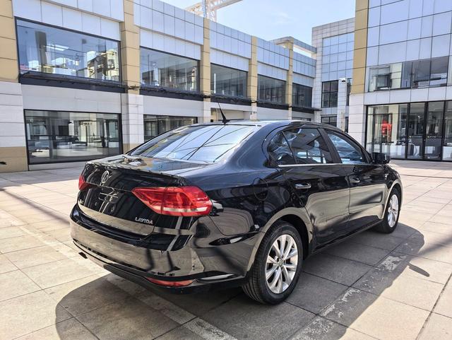 Volkswagen Lavida 2017 модификация 1.6L автоматическое Com f ort Edition – фото 9