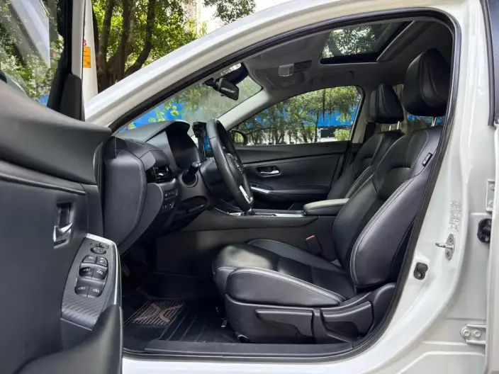 Nissan Sylphy 2023 Model 1.6L CVT Yuexiang Edition – фото 9