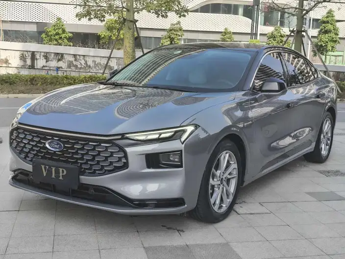 Ford Mondeo 2022 Model Facelift EcoBoost 245 Luxury Model – фото 1