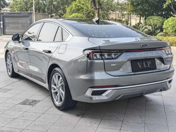 Ford Mondeo 2022 Model Facelift EcoBoost 245 Luxury Model – фото 5