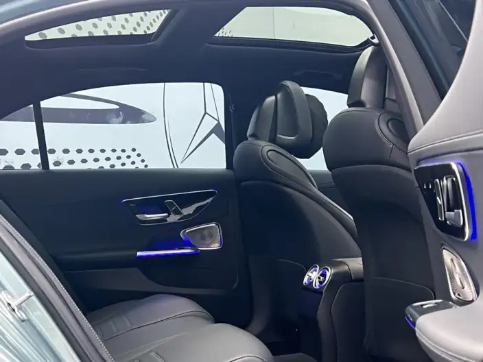 Mercedes-Benz C-Class 2026 Model C 260 L Sports sedan – фото 5
